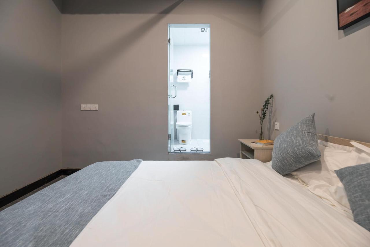 Pu Chun International Hostel -Yugarden & Old Town Шанхай Екстериор снимка