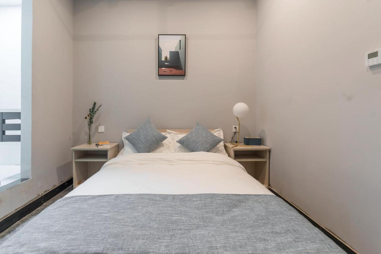 Pu Chun International Hostel -Yugarden & Old Town Шанхай Екстериор снимка